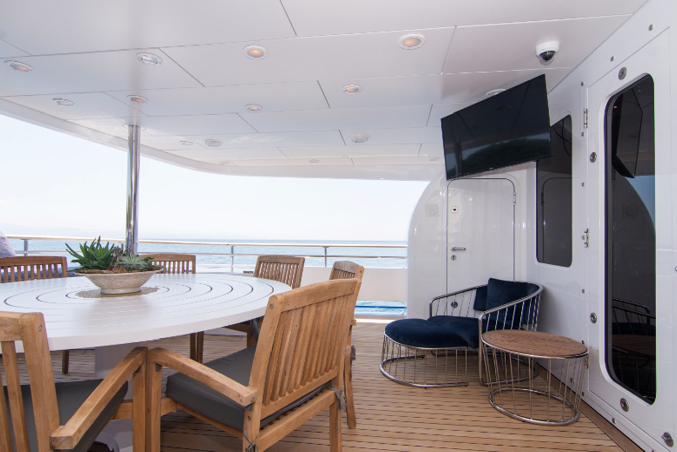 Main Deck Aft Dining Looking Aft To Port