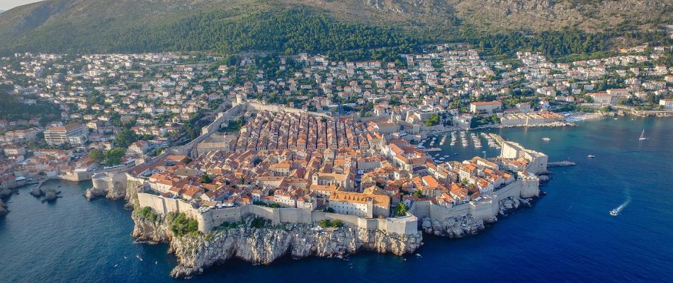 Luxury Sailing Yacht Charter in Croatia 2024