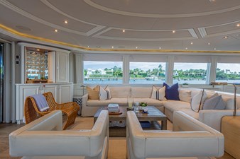 SPIRIT 8 12.1 SPIRIT Main Salon 3